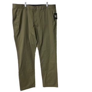 ⭐️ NWT- Volcom Vmonty Pant- size 38